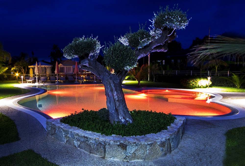 piscina di notte residence park oasi zambrone